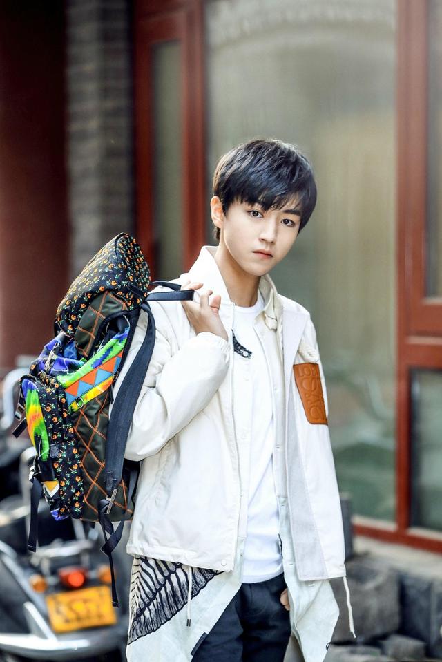 593b0003e8a4d40fd391