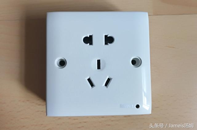 5b4700036b30472db90c