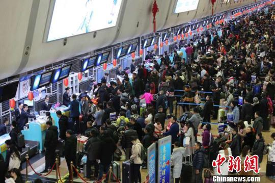 中国最北国际机场一季度运送旅客513万人次-1.jpg