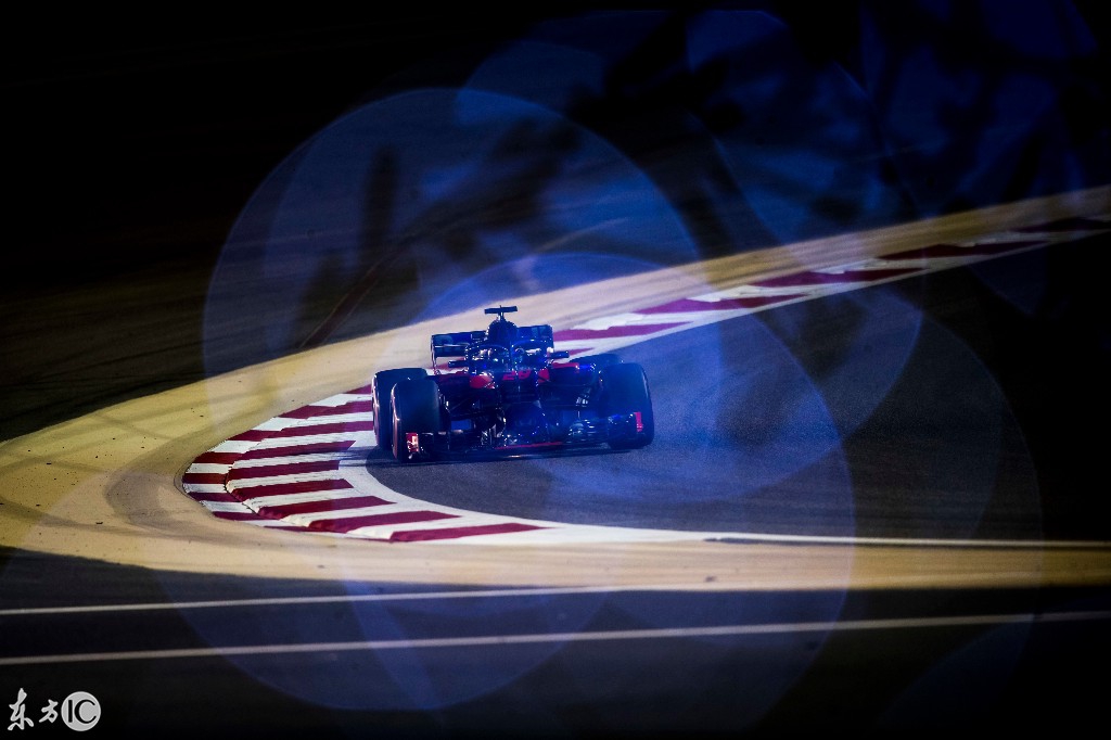 F1巴林国际比赛，硝烟弥漫-2.jpg