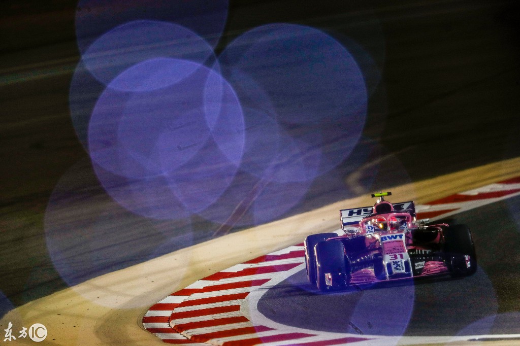F1巴林国际比赛，硝烟弥漫-18.jpg