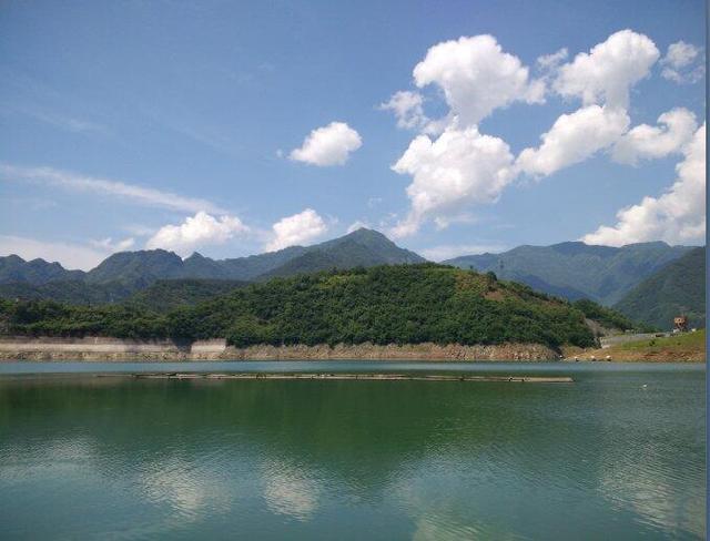 春季户外垂钓，除了选对钓点，这两个方面也得注意-1.jpg