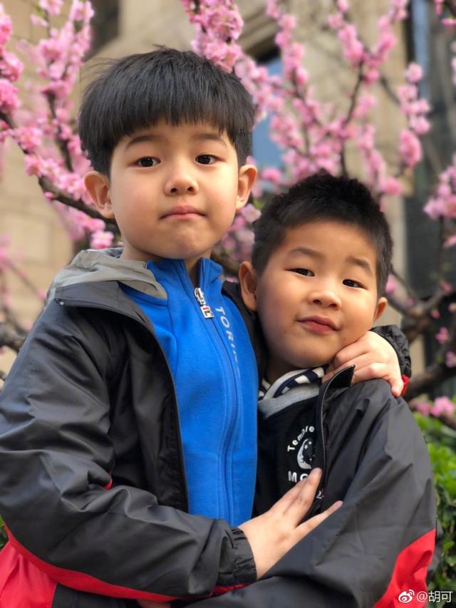 沙溢晒自拍称受风嘴歪，被网友无视：只想看安吉小鱼儿-5.jpg