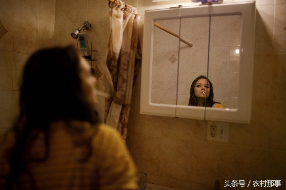 美国青春期女孩的私下生活-8.jpg