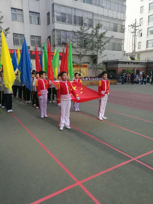 最美四月天——记大南关小学2018年“我运动 我健康-5.jpg