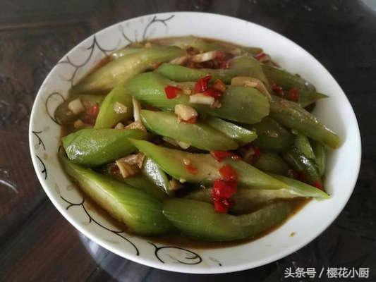 推荐一道美容菜：炒丝瓜，帅哥美女的最爱-6.jpg