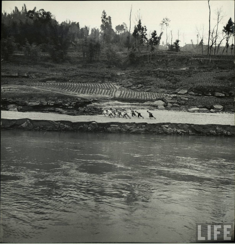 1946年美国《生活》斥巨资拍摄的中国三峡工程-5.jpg